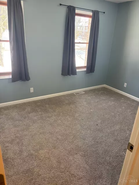 Bedroom - 3701 Parfore Ct, Cincinnati, OH 45245 photo 1 of 2