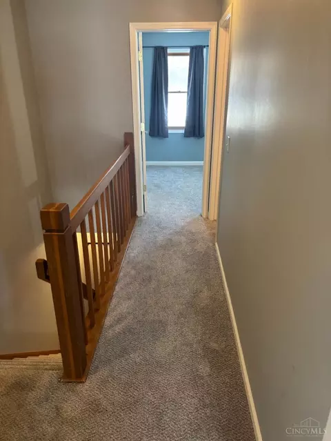Entry Way - 3701 Parfore Ct, Cincinnati, OH 45245 photo 2 of 2