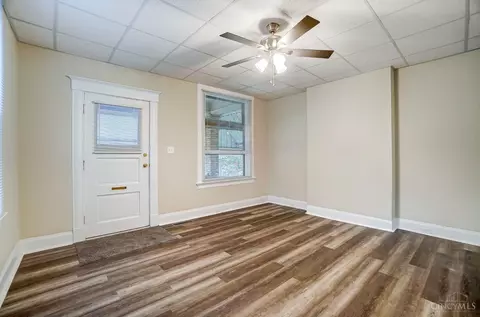 Living - 1222 Sunset Ave, Cincinnati, OH 45205 photo 1 of 5