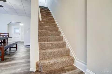 Entry Way - 1222 Sunset Ave, Cincinnati, OH 45205 photo 1 of 1