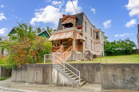 1222 Sunset Ave, Cincinnati, OH 45205