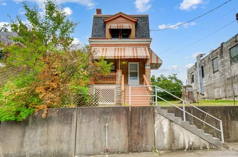 Exterior - 1222 Sunset Ave, Cincinnati, OH 45205 photo 2 of 11