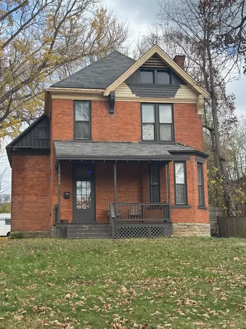 6416 Gracely Dr, Cincinnati, OH 45233