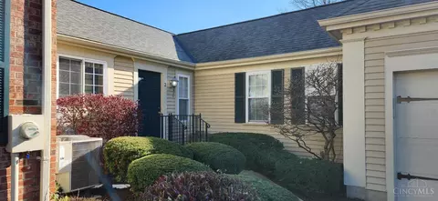 2 Friars Green Ct #34, Fairfield, OH 45014