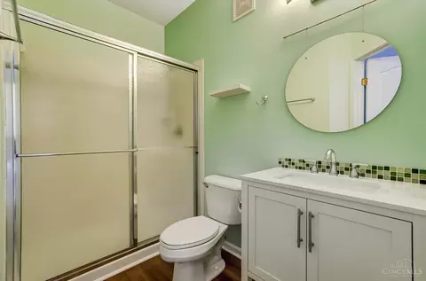 Bath - 2425 Elderberry Ct, Cincinnati, OH 45239 photo 6 of 8
