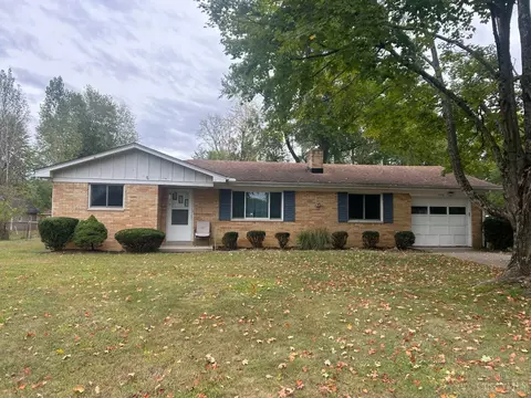 7458 Robin Dr, Hamilton Township, OH 45039