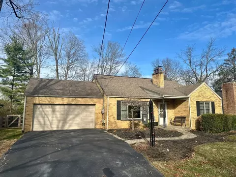 6844 High Meadow Dr, Anderson Twp, OH 45230