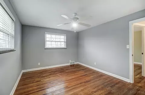 Bedroom - 6628 Haley Ave, Cincinnati, OH 45227 photo 3 of 9