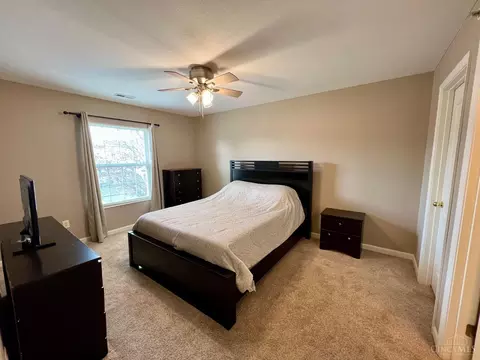 Bedroom - 7648 Bridge Point Dr, Cincinnati, OH 45248 photo 3 of 4