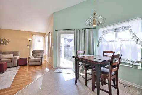 Dining - 3200 Vineyard Ct, Maineville, OH 45039 photo 1 of 1