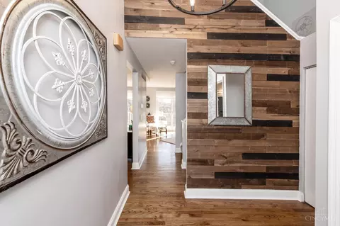 Entry Way - 9787 Troon Ct, Blue Ash, OH 45241 photo 5 of 6
