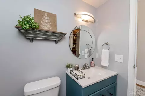 Bath - 9787 Troon Ct, Blue Ash, OH 45241 photo 1 of 7
