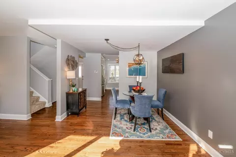Dining - 9787 Troon Ct, Blue Ash, OH 45241 photo 5 of 6