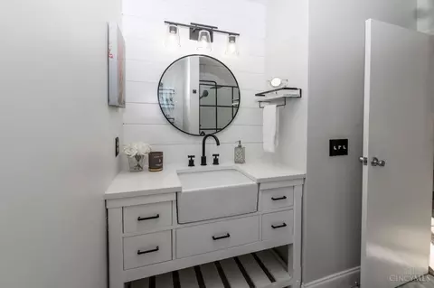 Bath - 9787 Troon Ct, Blue Ash, OH 45241 photo 6 of 7