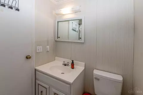 4009 Benjamin St, Cincinnati, OH 45245 photo 8