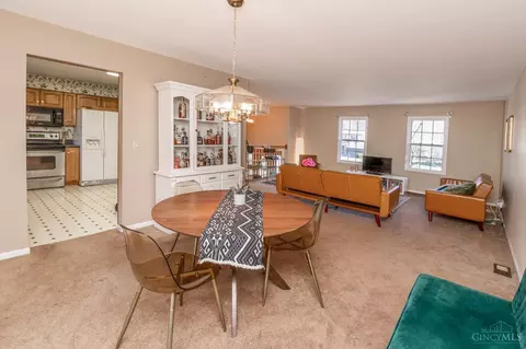 4009 Benjamin St, Cincinnati, OH 45245 photo 5