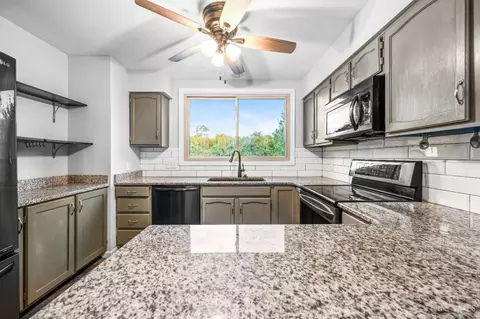 544 Common Wealth Dr, Cincinnati, OH 45244 photo 5