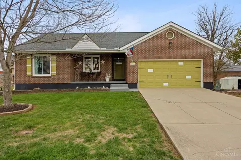 2318 Hibiscus Dr, Loveland, OH 45140