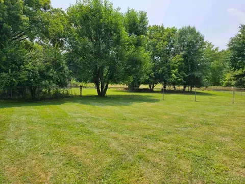10475 Harrison Rd, Hamilton Twp, OH 45140