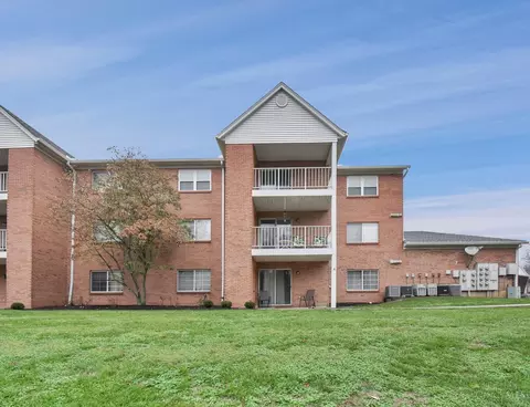 3241 Heritage Square Dr, Colerain Twp, OH 45251