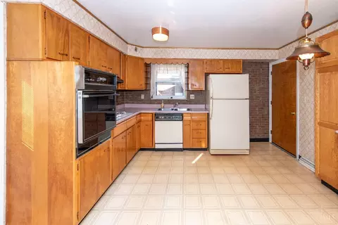 587 Covedale Ave, Cincinnati, OH 45238 photo 12