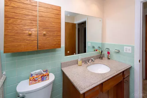 587 Covedale Ave, Cincinnati, OH 45238 photo 20