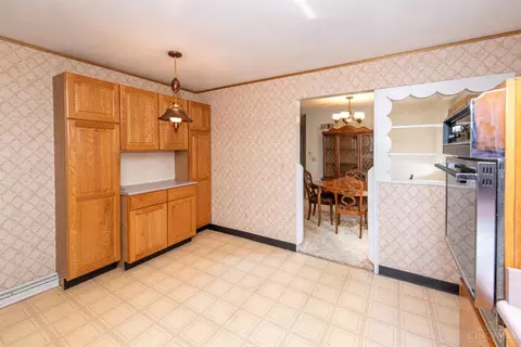 587 Covedale Ave, Cincinnati, OH 45238 photo 15