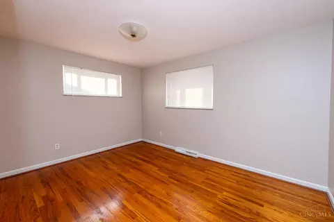 587 Covedale Ave, Cincinnati, OH 45238 photo 21