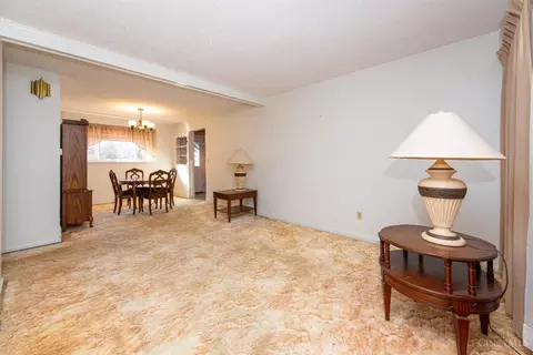 587 Covedale Ave, Cincinnati, OH 45238 photo 5
