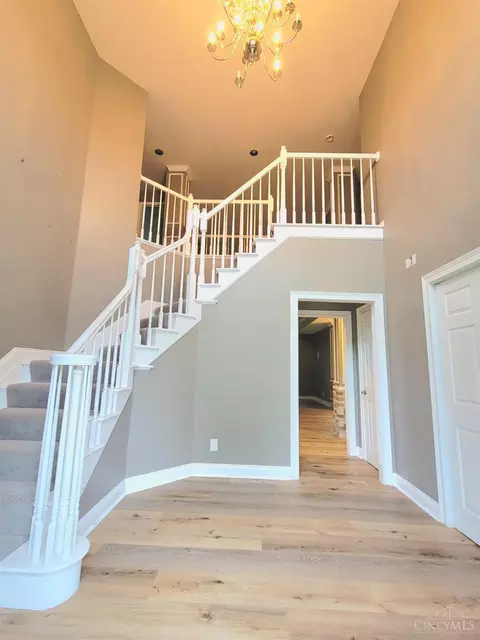 5072 Palermo Rd, Cincinnati, OH 45244 photo 3