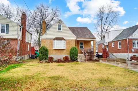 3772 Macnicholas Ave, Deer Park, OH 45236