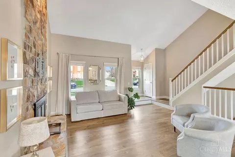 7971 Timberbreak Dr, Cincinnati, OH 45249 photo 4