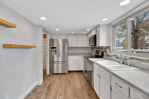7971 Timberbreak Dr, Cincinnati, OH 45249 photo 8