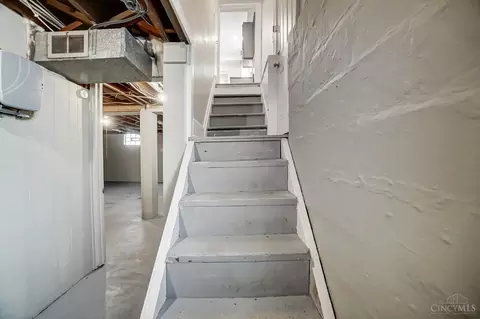Entry Way - 76 De Camp Ave, Cincinnati, OH 45216 photo 3 of 3
