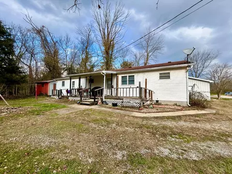 106 Tri County Hwy, Sardinia, OH 45171
