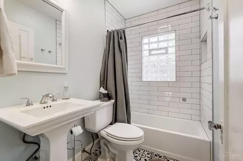 3447 Oakview Pl, Cincinnati, OH 45209 photo 14