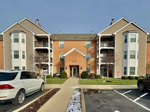 4300 Regency Ridge Ct, Cincinnati, OH 45248
