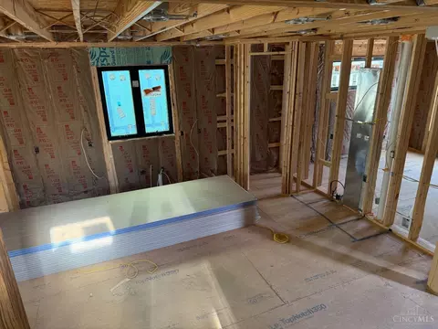 4021 Taylor Ave, Cincinnati, OH 45209 photo 8
