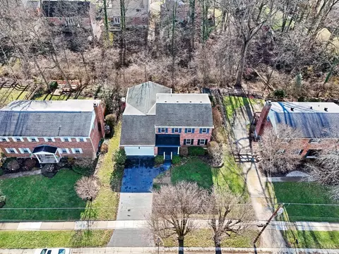 6997 Queensway Ln, Anderson Twp, OH 45230