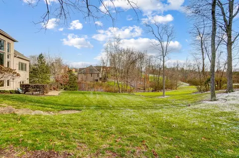 8235 Hamptonshire Dr, Cleves, OH 45002 photo 54