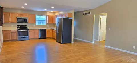 521 Mill St, Blanchester, OH 45107 photo 6