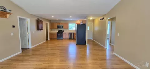 521 Mill St, Blanchester, OH 45107 photo 5