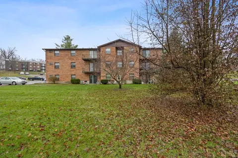 2 Camelot Ct, Fairfield, OH 45014