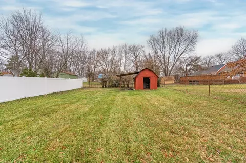 Exterior - 4572 Hunt Rd, Blue Ash, OH 45242 photo 9 of 10