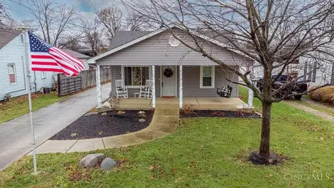 3913 Vannest Ave, Middletown, OH 45042