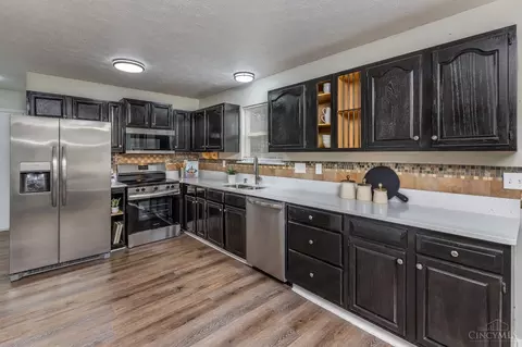 Kitchen - 904 Main St, Monroe, OH 45050 photo 1 of 2