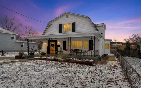 7815 Lincoln Ave, Mount Healthy, OH 45231