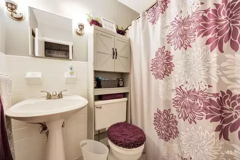 Bath - 11588 Gerity Ct, Forest Park, OH 45240 photo 1 of 2