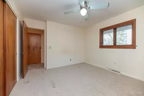 1068 Spruceglen Dr, Cincinnati, OH 45224 photo 25