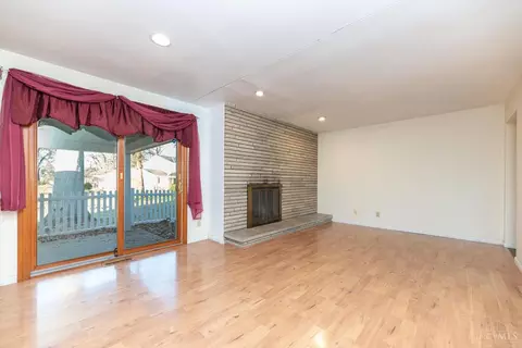 1068 Spruceglen Dr, Cincinnati, OH 45224 photo 12